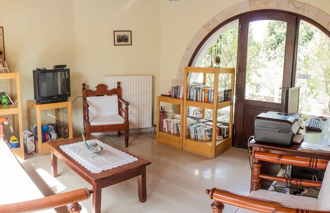 Crete Holiday Rental Small Village Close to Beaches -sharing a Large Pool - Photo 11