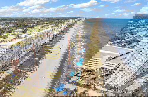 Foto 33 - Baywatch Resort 1122