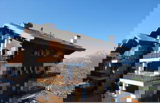 Foto 1 - Luxury Apartment Amidst Hills