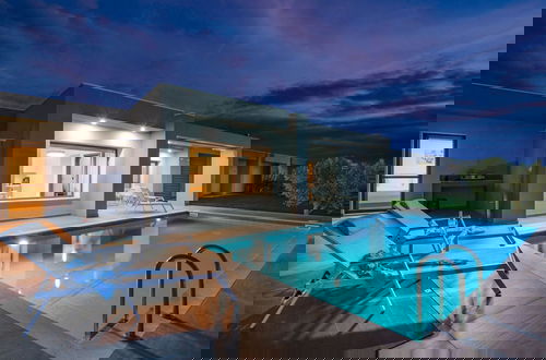 Photo 4 - Sunset Villa in Moudania