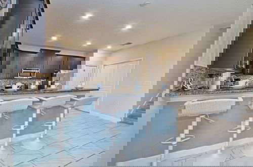 Foto 15 - Beautiful Home With Private Pool in Champions Gate
