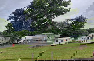 Foto 1 - Thorness Bay - 3-bed Cabin - Sleeps 6 - Sea View