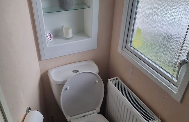 Thorness Bay - 3-bed Cabin - Sleeps 6 - Sea View - Foto 14