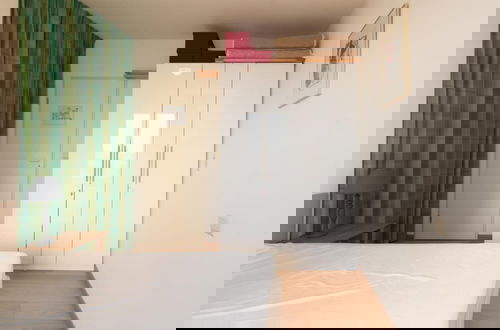 Foto 3 - Sunny Apartment With Large Terrace
