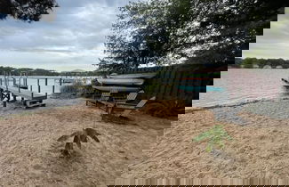 Foto 2 - Laid Back Lake Life by Avantstay Waterfront View