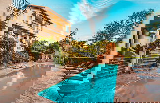 Foto 2 - De Luz by Avantstay 5 Acre Estate w Lake Pool Hot Tub