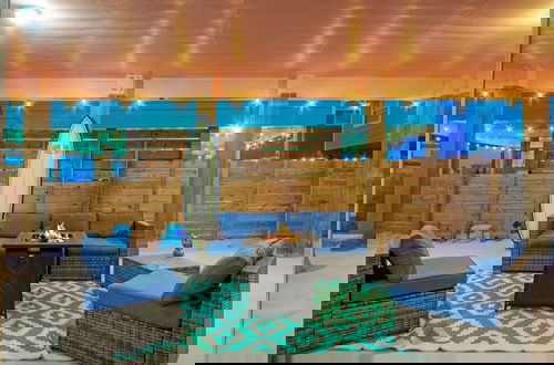 Foto 1 - Surf-n-dipity by Avantstay Covered Patio Lounge w Firepit