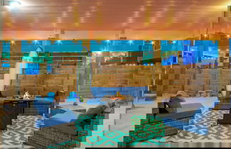 Foto 1 - Surf-n-dipity by Avantstay Covered Patio Lounge w Firepit