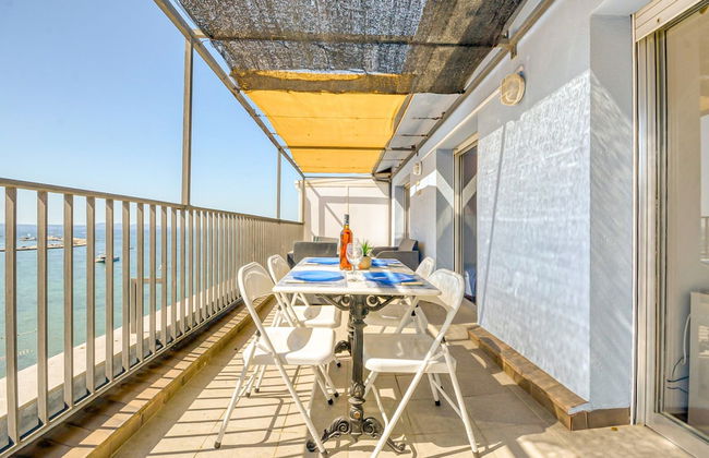 Apartment in Roses Near Beach - Photo 16