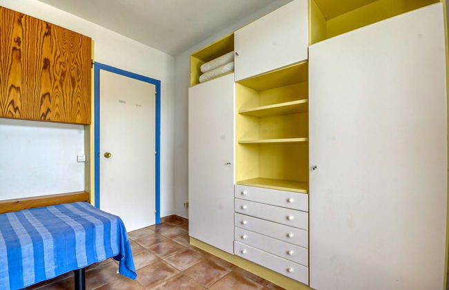 Apartment in Roses Near Beach - Photo 1