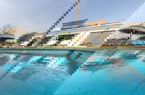 Foto 26 - Villa With Saltwater Pool