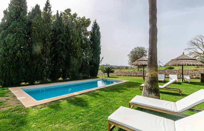 Villa With Saltwater Pool - Foto 35