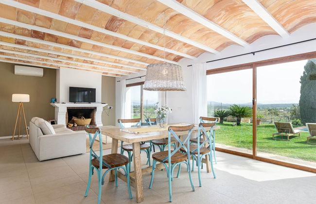 Villa With Saltwater Pool - Foto 22