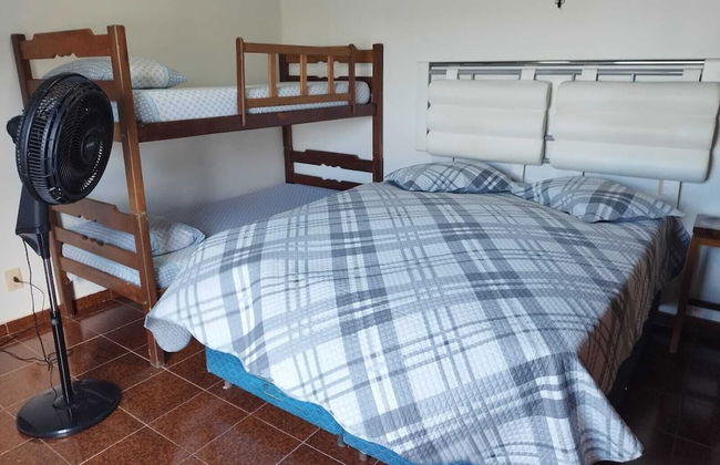 Casa com Piscina 50000 lts Área Gourmet - Foto 3