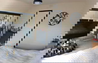 Photo 2 - Limegrove Comfortable Three Bedroom House