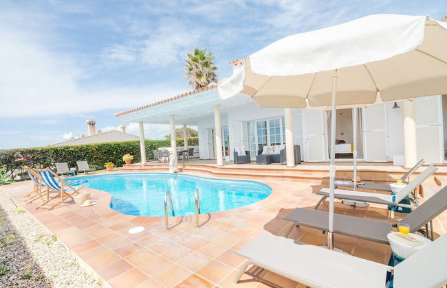 Villa Maricel - Villa With Private Pool. Free Wifi - Foto 20