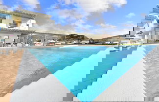 Foto 1 - Coastal Retreat With Wellness