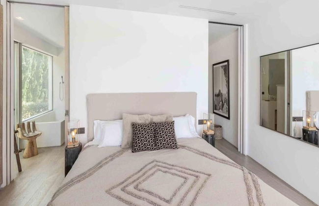 Holiday Home With Pool Area - Photo 6