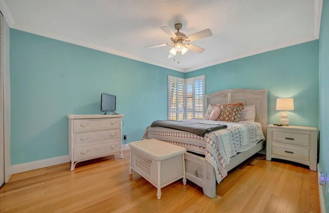 The Crown House 4b Pool Home 6 Mins to IR Beach - Foto 15