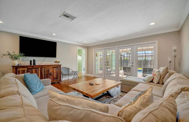The Crown House 4b Pool Home 6 Mins to IR Beach - Foto 11