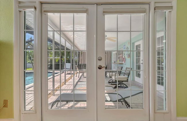 The Crown House 4b Pool Home 6 Mins to IR Beach - Foto 24