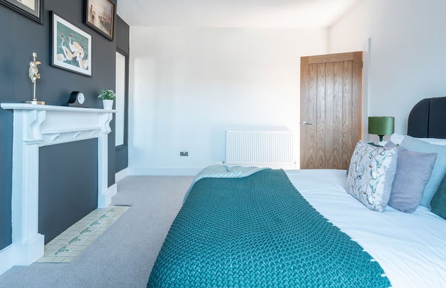 Kensington Place - 4 Bedroom Home w Free Parking - Foto 71