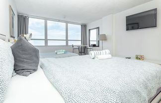 Photo 2 - Blue Ocean Apartments