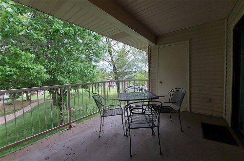 Foto 3 - Ozark Breeze - Large Living Areas - Close to all of Branson - Relax on Balcony