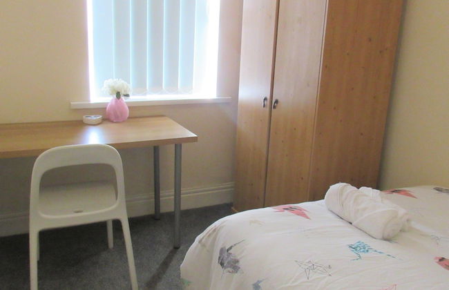 Spacious Apartment Heaton - Foto 6