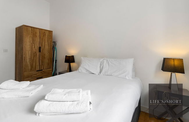 City Centre Spacious Apartment - Foto 4