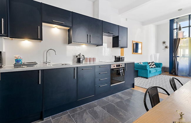 City Centre Spacious Apartment - Foto 7