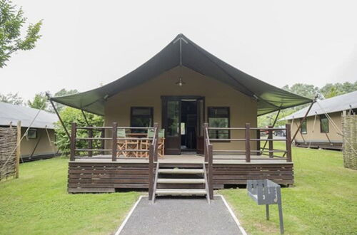 Photo 10 - Waterside Holiday Park & Spa
