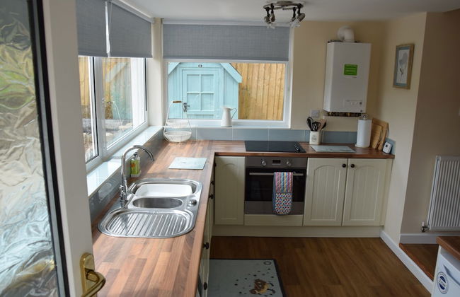 2-bed Cottage - Sleeps4 - Garden - Bbq - Foto 10