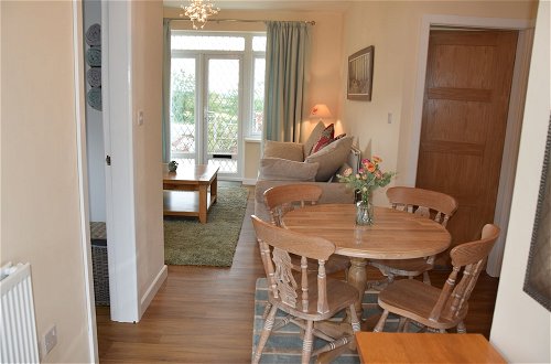 Photo 13 - Immaculate Inviting Light and Airy 2-bed Cottage