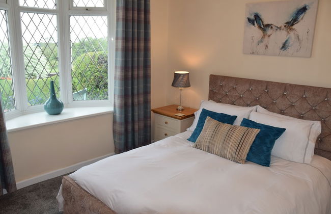 2-bed Cottage - Sleeps4 - Garden - Bbq - Foto 6