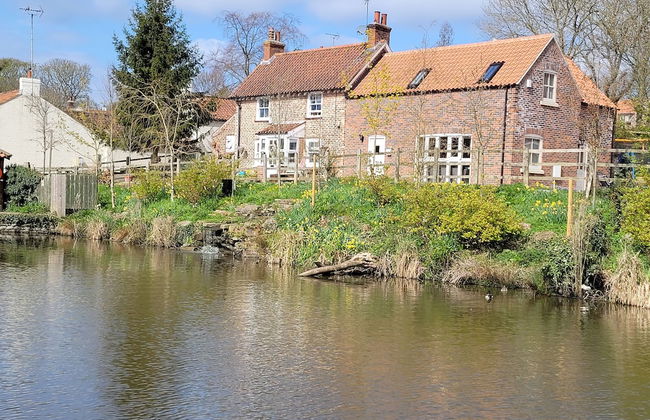 Charming 2-bed Cottage on Outskirts of Beverley - Foto 27