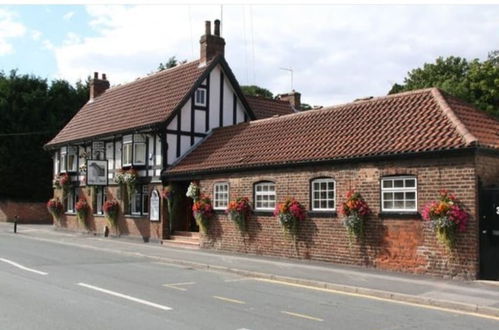 Photo 21 - Charming 2-bed Cottage on Outskirts of Beverley