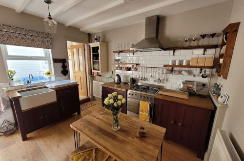Photo 9 - Charming 2-bed Cottage on Outskirts of Beverley