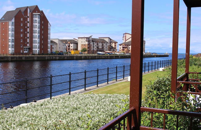 Riverside Apartment - Foto 28