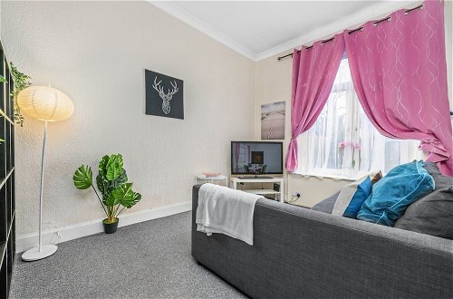 Foto 9 - One Bedroom Apartment by Klass Living Serviced Accommodation Bellshill - Elmbank Street Apartment with WIFI and Parking