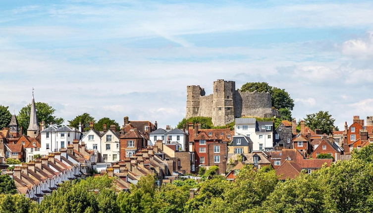 Photo 1 - 1-bed Apartment in Lewes Located Near Town Centre