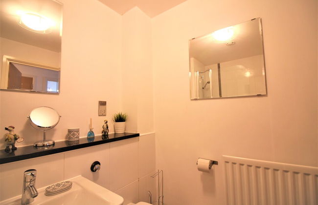 Solace Apartment Milton Keynes - Foto 25