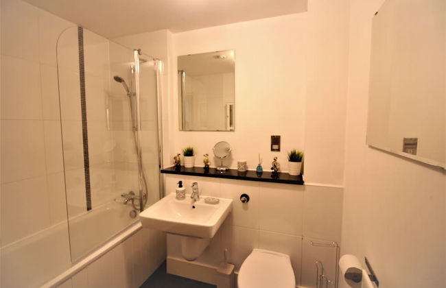Solace Apartment Milton Keynes - Foto 24