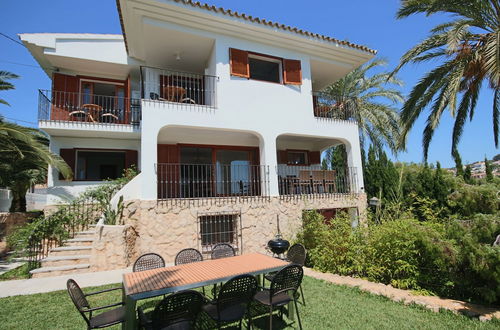 Foto 34 - Only 100m to the Beach! Spacious Villa With Private Pool - 12 People