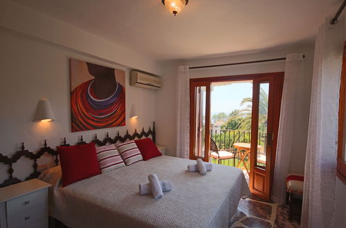 Photo 3 - Only 100m to the Beach! Spacious Villa With Private Pool - 12 People