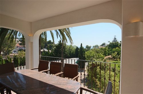 Foto 17 - Only 100m to the Beach! Spacious Villa With Private Pool - 12 People