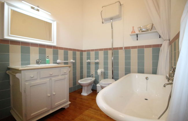 Old Town House in Figueira da Foz Near Beach - Foto 25