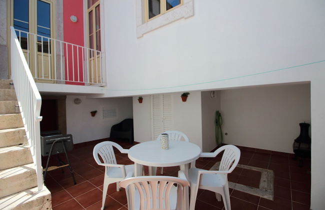 Old Town House in Figueira da Foz Near Beach - Foto 35