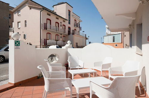 Photo 15 - Modern Apartment in Rimini With Balcony