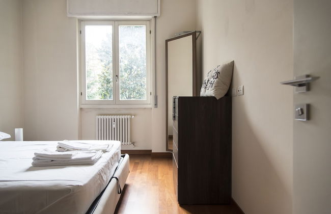 2 Bedrooms Flat with Parking near Metro Stop - Foto 2